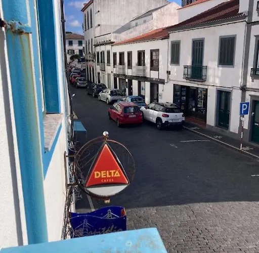 Downtown Apartment *